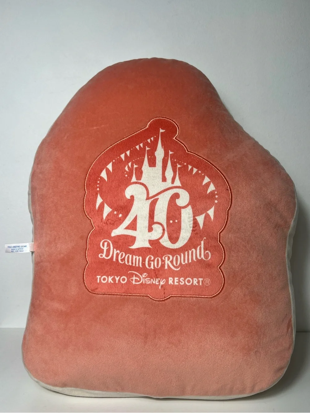 Tokyo Disney Resort 40th Anniversary Minnie Mouse Dream Go Round Plush Pillow